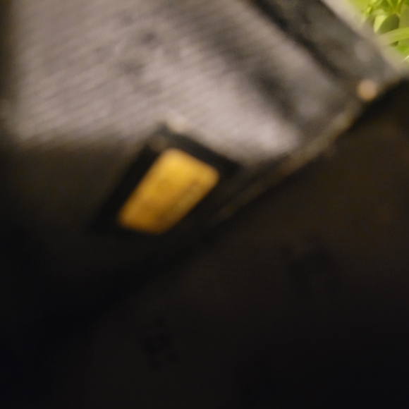 Vintage Authenric CHANEL Black Leather Wallet with Iconic Emblem - Picture 7 of 13